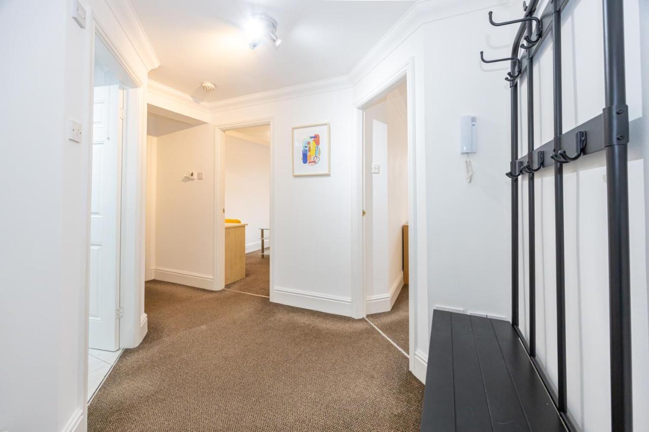 Apartamento The Burton- Free Gated Parking