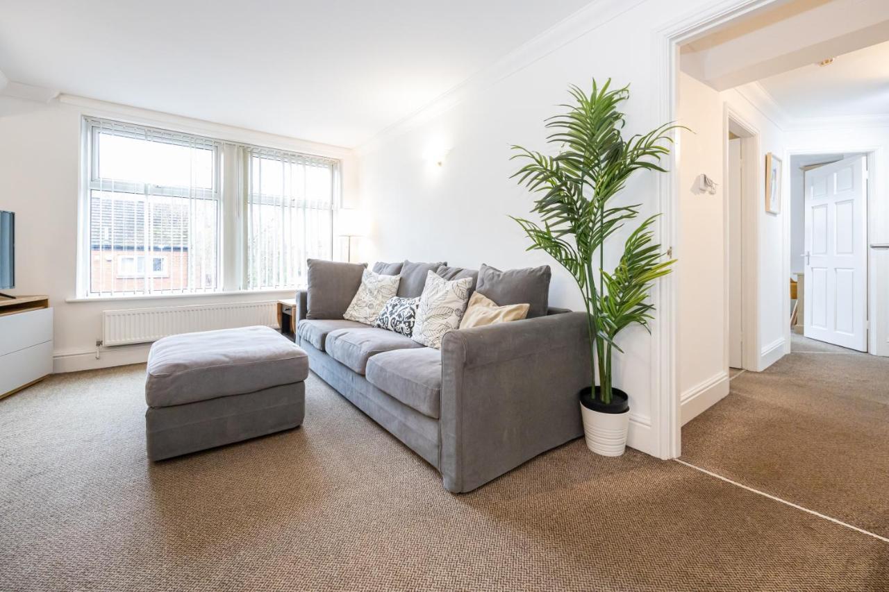 The Burton- Free Gated Parking Apartamento Manchester