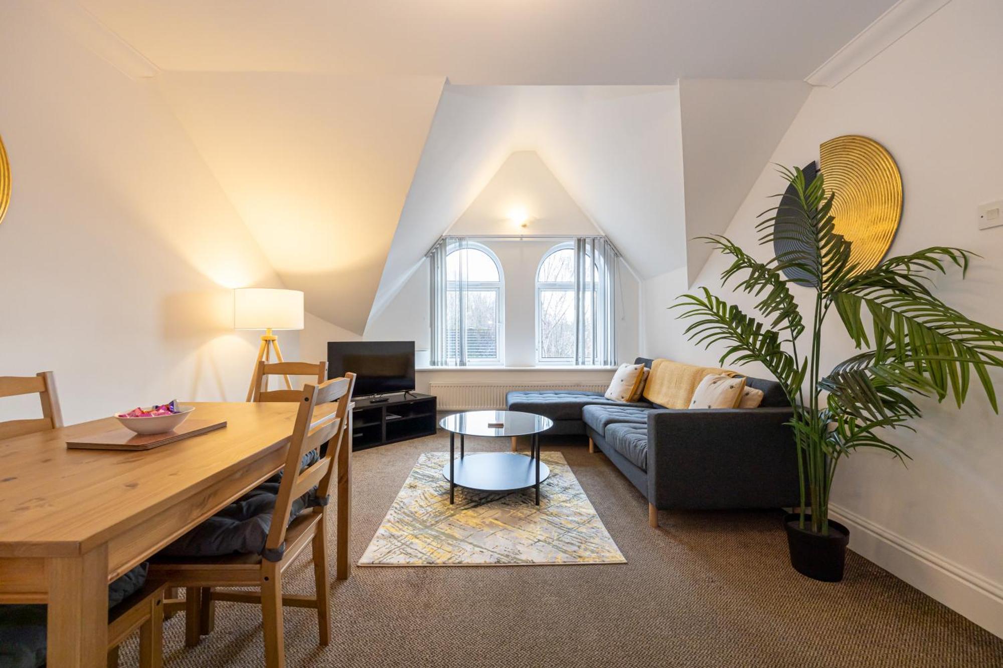 Apartamento The Burton- Free Gated Parking *