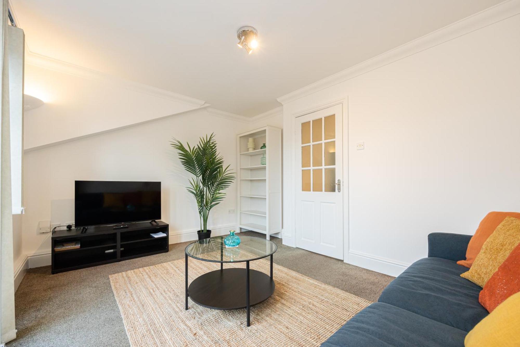 Apartamento The Burton- Free Gated Parking *