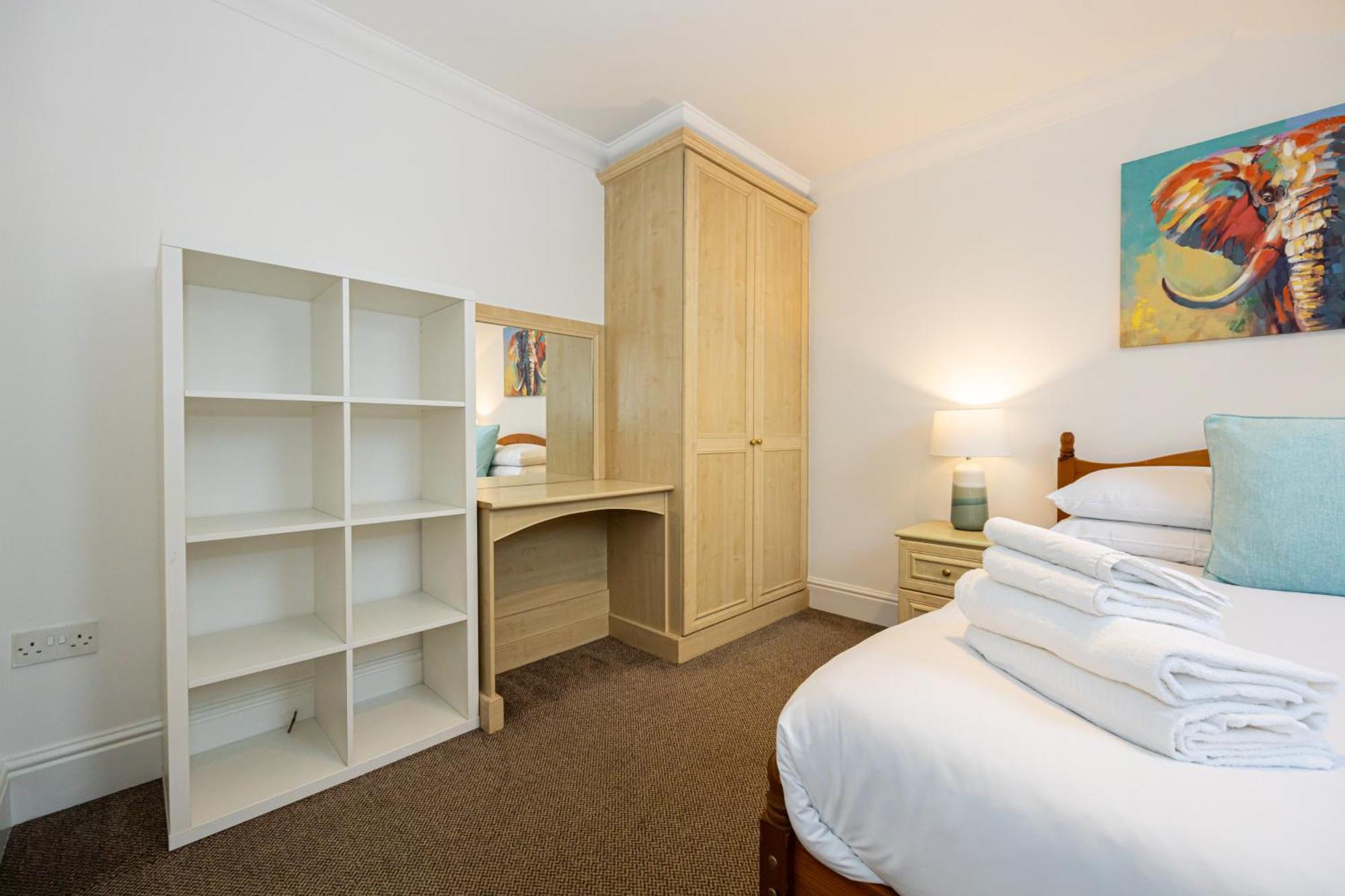 The Burton- Free Gated Parking Apartamento Manchester