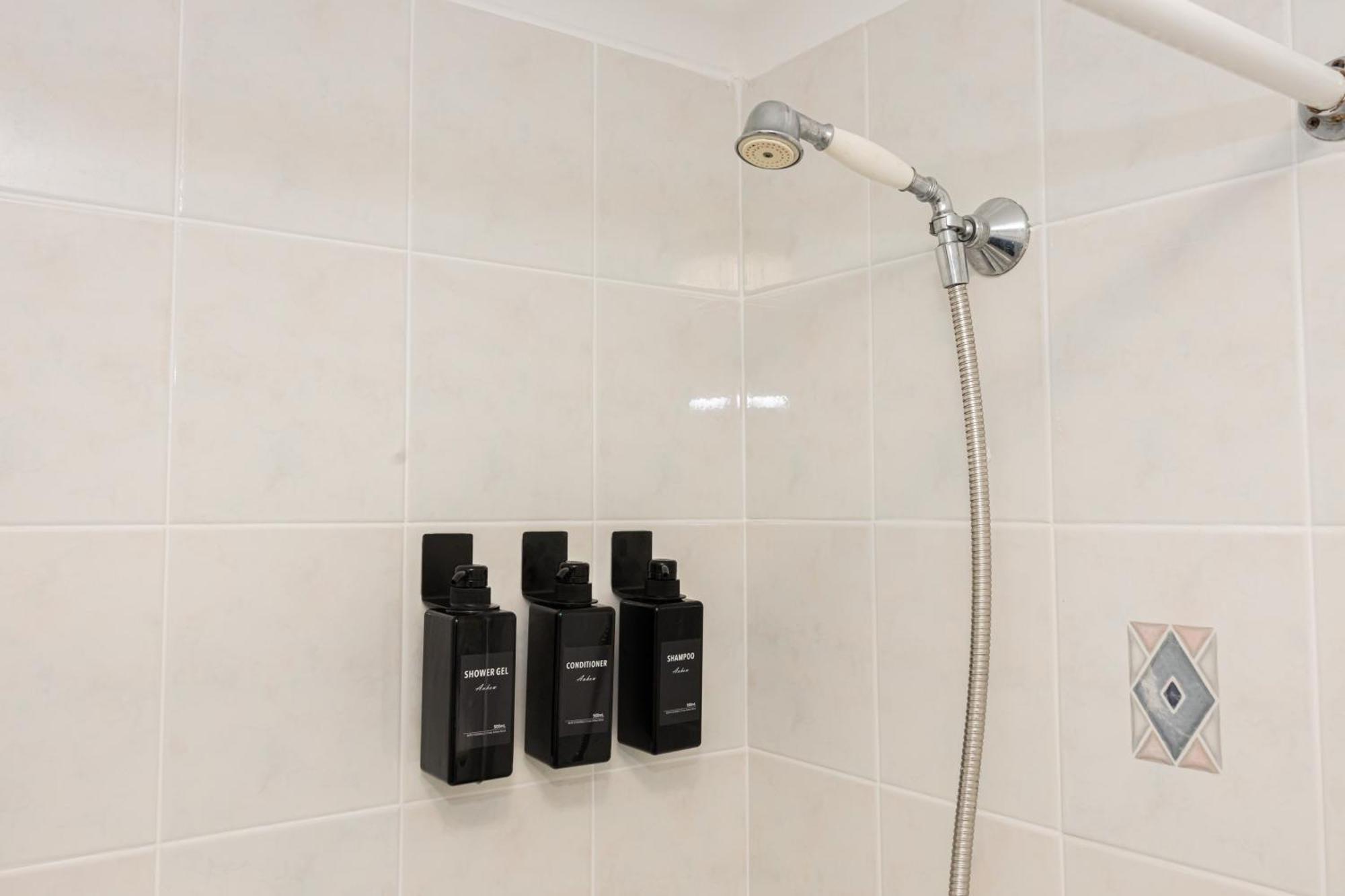 The Burton- Free Gated Parking Apartamento Manchester